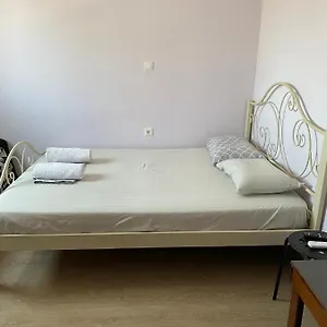 Homestay Private With A Beautiful Veranda